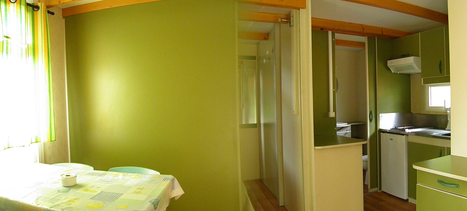 Allotjaments Càmping Begur bungalow 4 pax interior