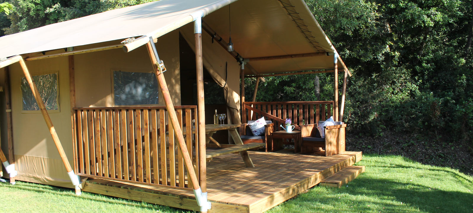 Allotjaments Luxury Tenten de Glamping al Càmping Begur