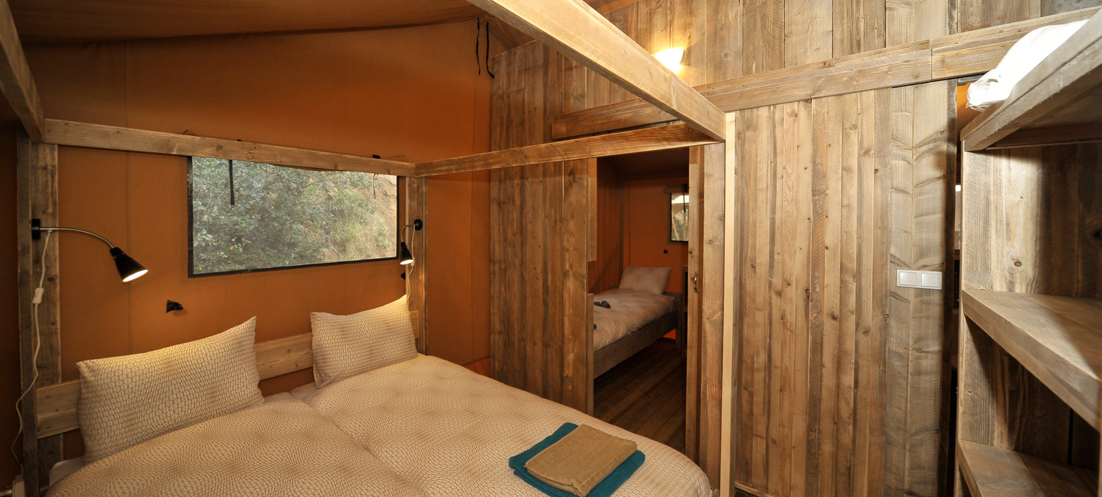 Allotjament Luxury Tenten Glamping al Càmping Begur vista interior